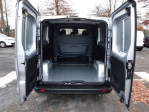 Location-renault-trafic-6-places-2